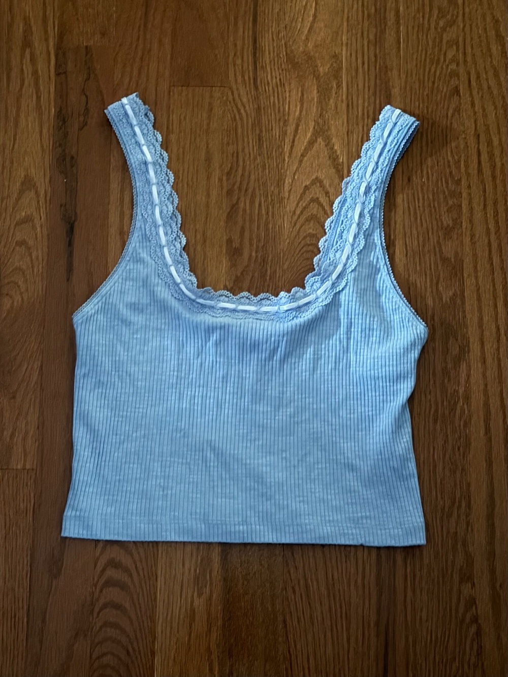 Light Blue Lace-Trim Cropped Ribbed Tank Top - Women